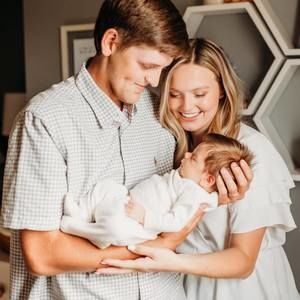 Meet your Posher, Laura